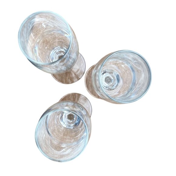 Set Of 3 Clear Glass Champagne Flutes Elegant Design - Picture 2 of 4